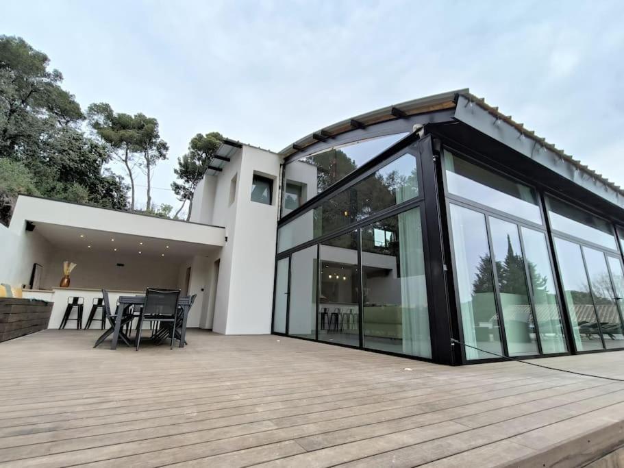 Industrial Luxury Nimes & Arles Villa Beaucaire  Exterior foto